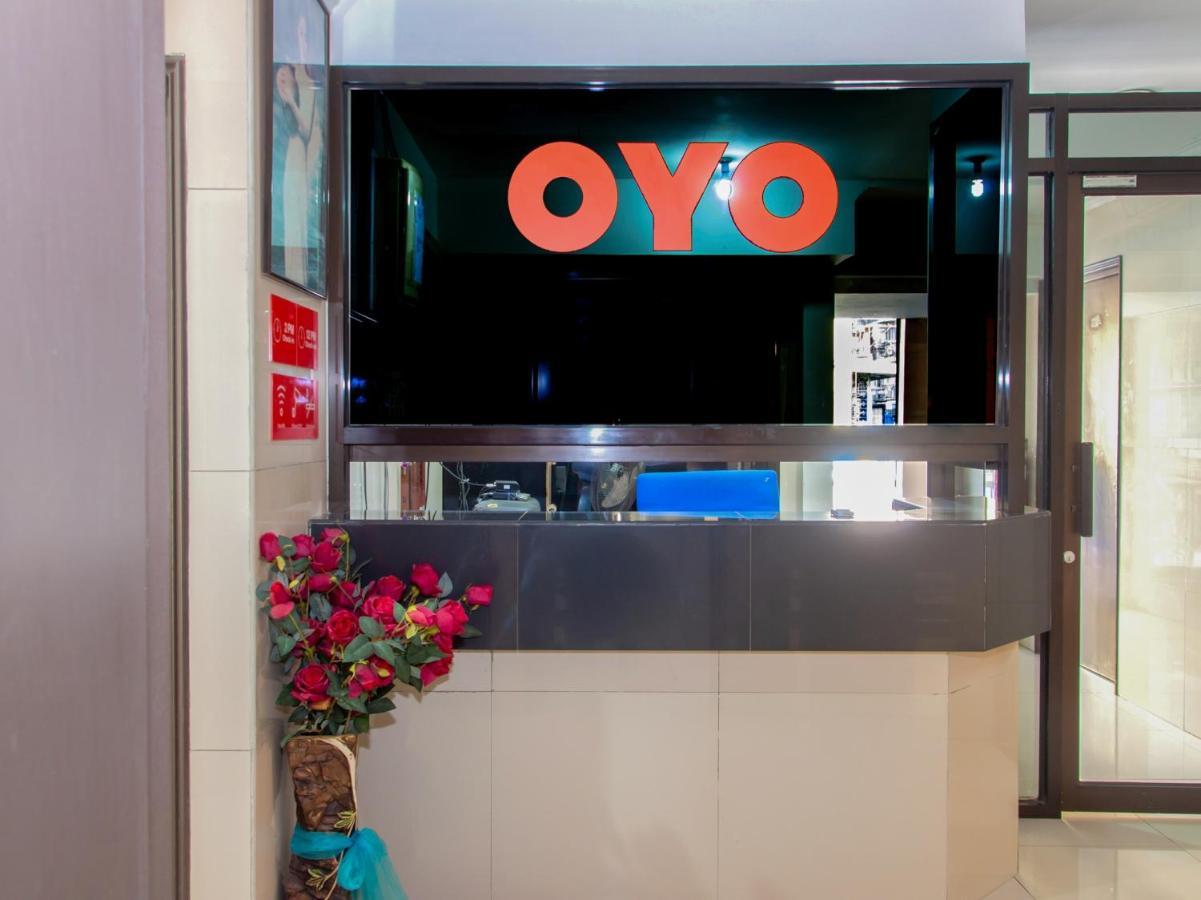 Oyo 89851 Leila Hotel Сандакан Экстерьер фото